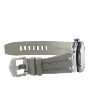 Audemars Piguet Royal Oak Offshore 26420SO matching rubber strap