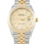 Rolex Datejust 36 126233 champagne fluted motif dial